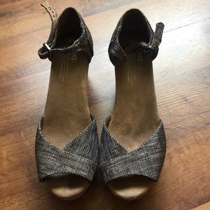 Toms brown metallic burlap platform wedges